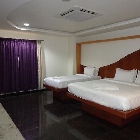 Отель Sanu International Namakkal Экстерьер фото