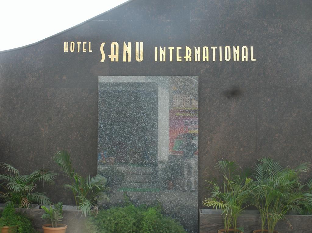 Отель Sanu International Namakkal Экстерьер фото
